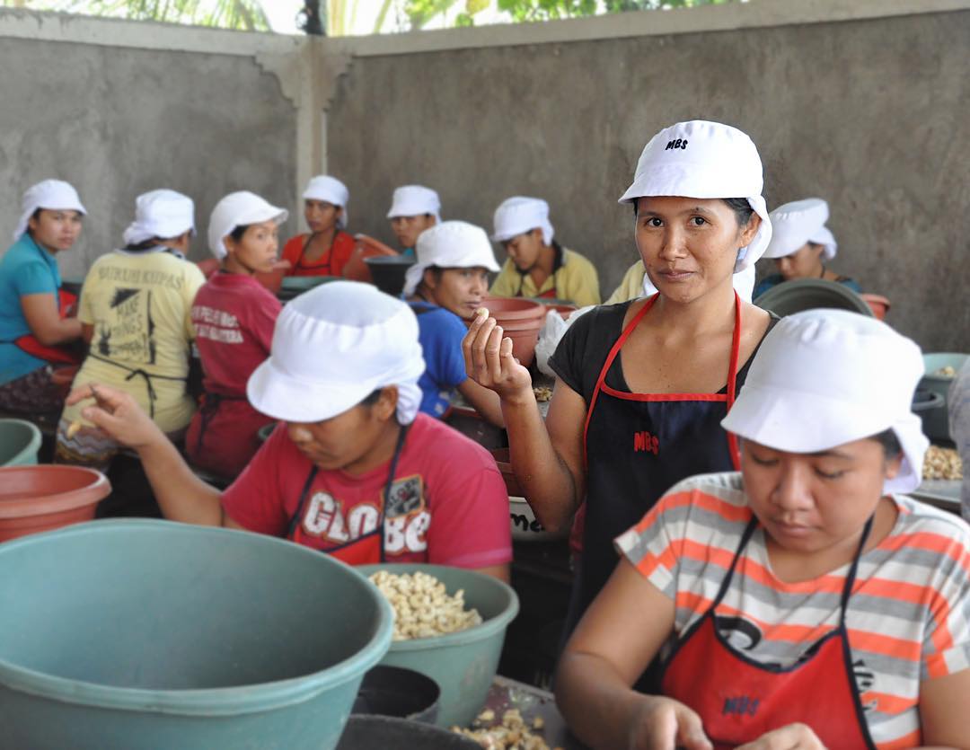 COMMUNITY PROJECT - 0