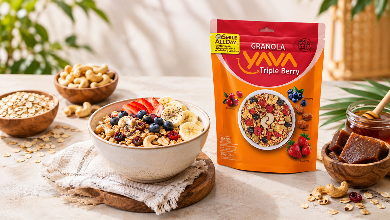granola-yava-sarapan-sehat-renyah Granola YAVA, pilihan sarapan sehat dan camilan renyah kaya nutrisi dari rolled oats, kacang mete Bali, dan gula lontar alami.